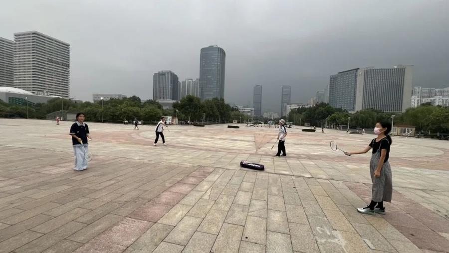 yid, 上的珍贵回, 让同学在运