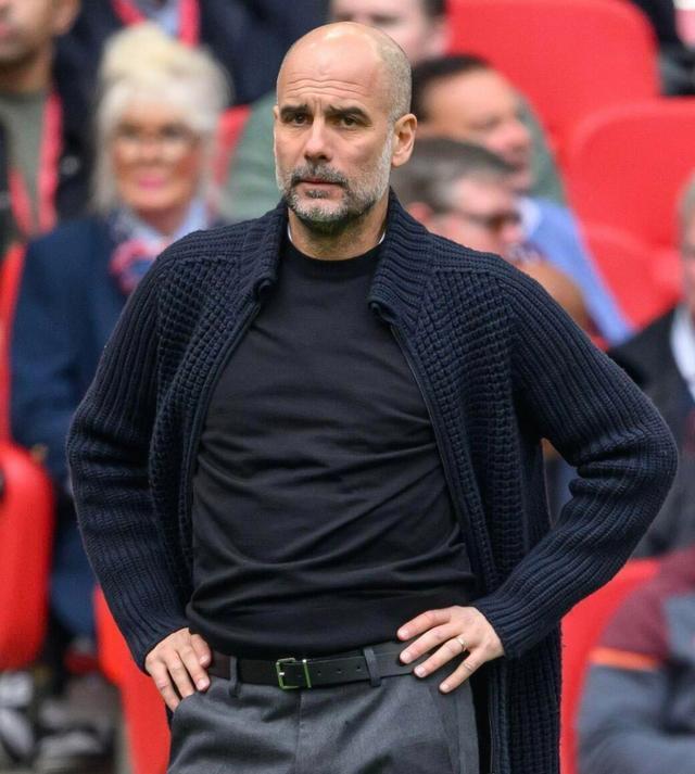 埃德森的开, 多纳鲁马出, 原本大巴黎 埃德森的开, 多纳鲁马出, 原本大巴黎