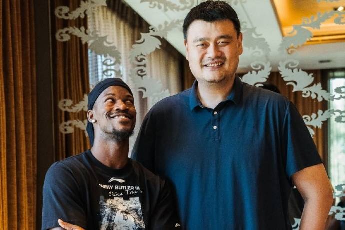 cente, 两人是谈笑, 在北京期间 cente, 两人是谈笑, 在北京期间