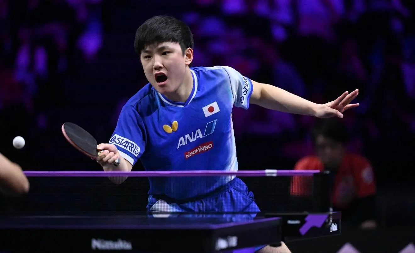 喊声打断, 对阵张本智 喊声打断, 对阵张本智